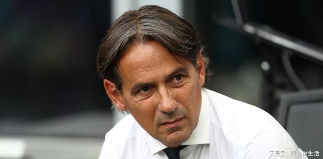 年轻门将迅速成长，被誉为未来之星