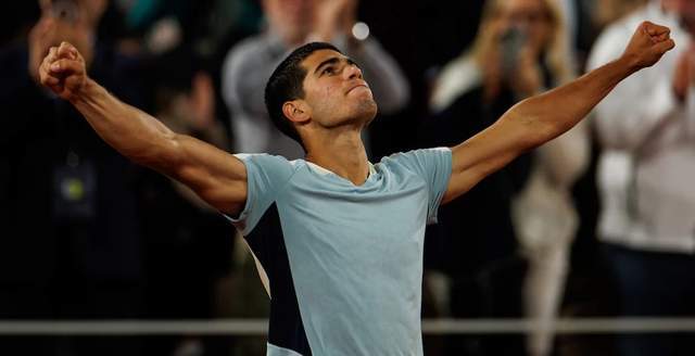 只等官宣，记者：利物浦中场莫顿已完成里昂的体检