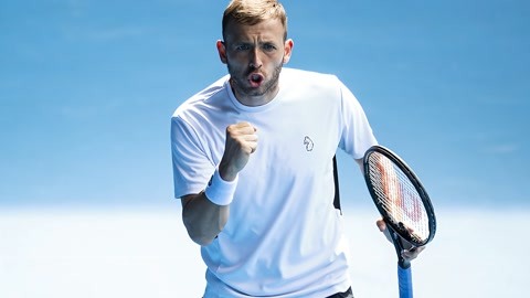 德天空：法兰克福对乌尊要价8000万欧，一些英超俱乐部有意