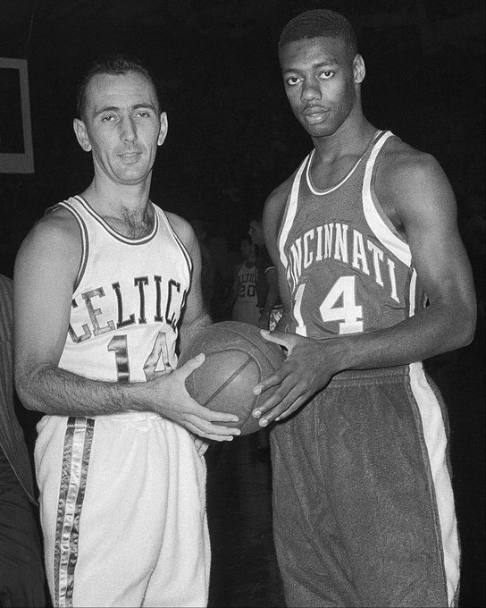 的攻击力大 的攻击力大