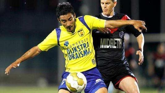 激烈角逐 激烈角逐